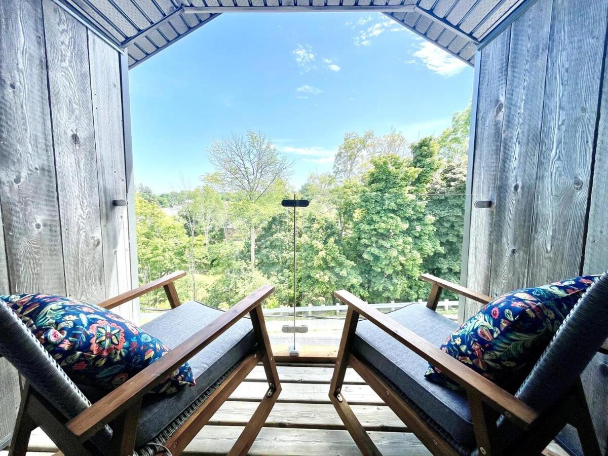 "Paddle" At Hills Meaford, Penthouse 3Rd Floor Suite W Deck & Balcony エクステリア 写真